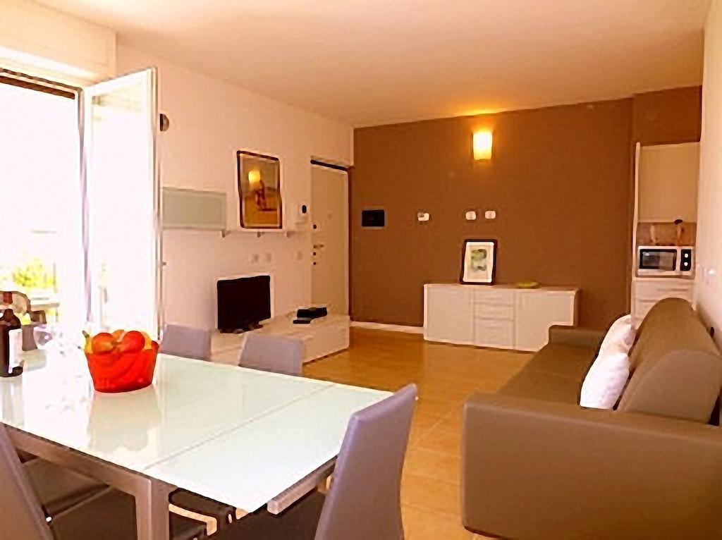 Lenno Terraze Speso Apartment Room photo